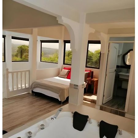 Casa Hotel Alicia Филандия Экстерьер фото